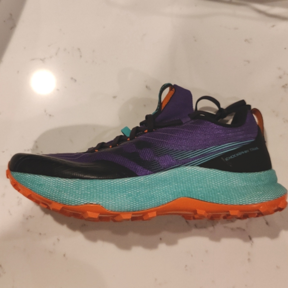 Saucony Endorphin Trail S10647-20 Womens US 12 B Running Shoe Concord/ Jade